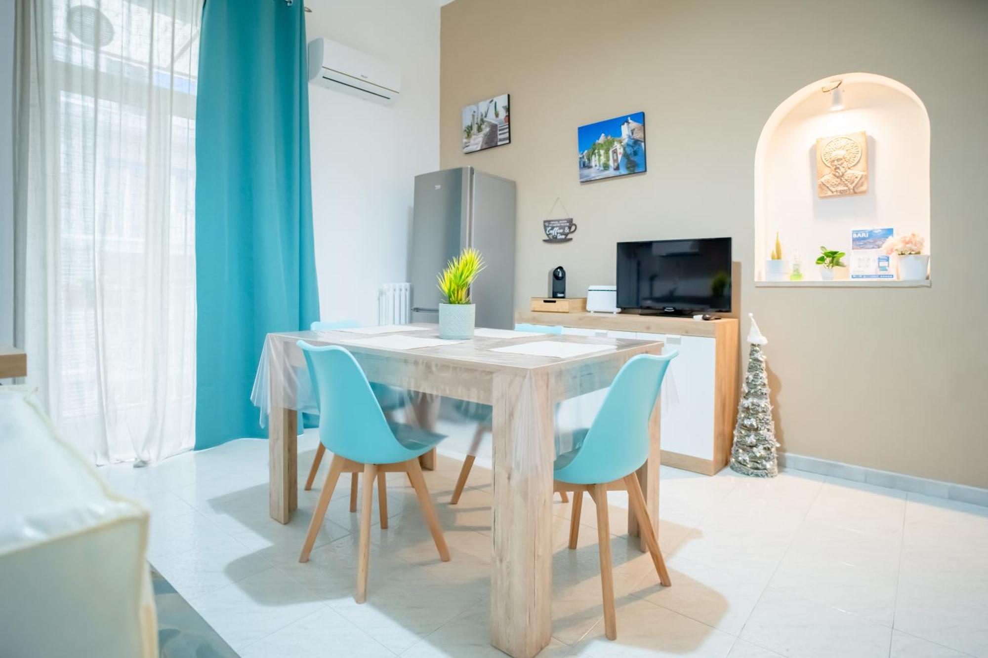 Apartament Dimora Dante 310 Bari Zewnętrze zdjęcie