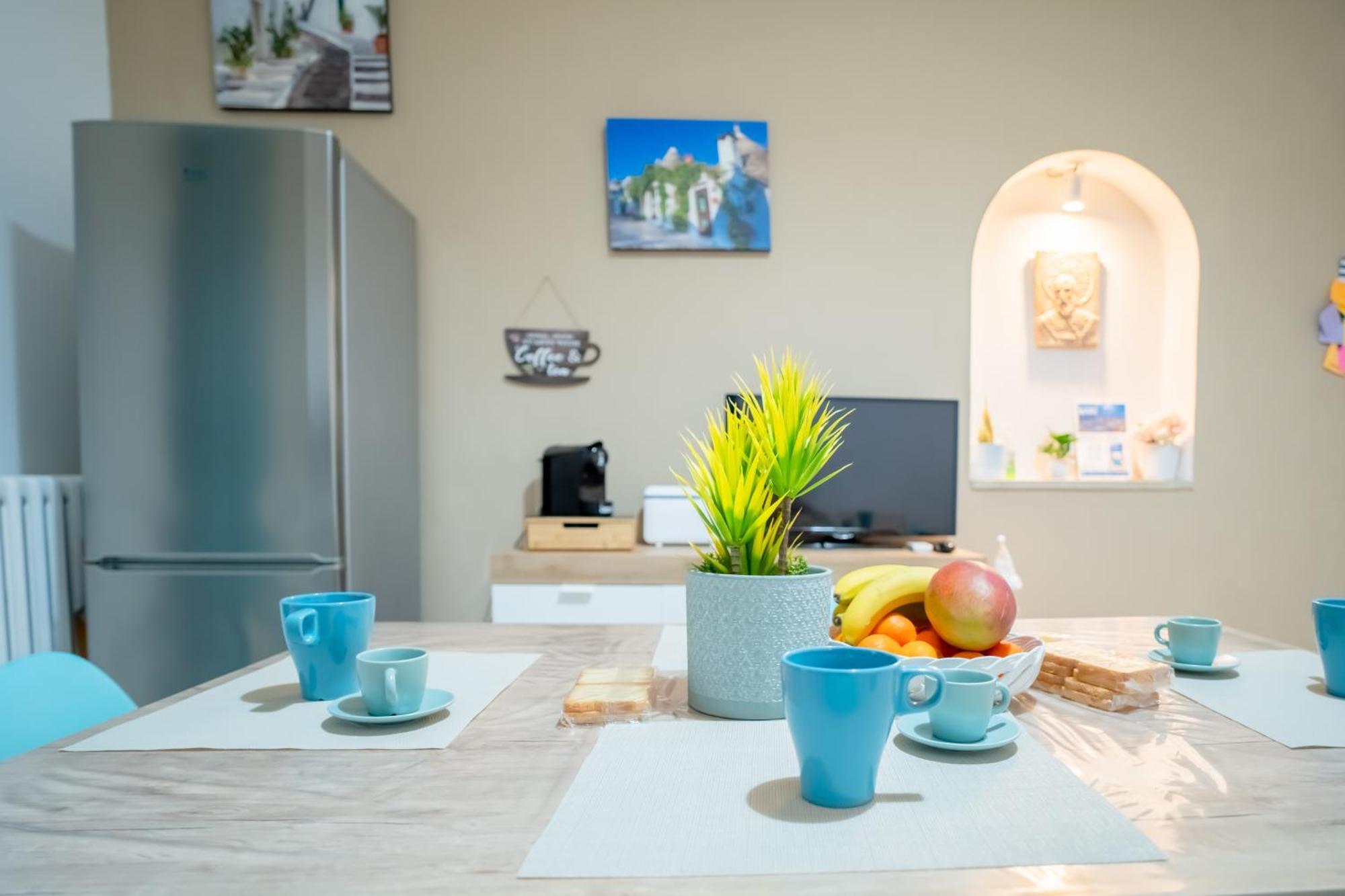 Apartament Dimora Dante 310 Bari Zewnętrze zdjęcie