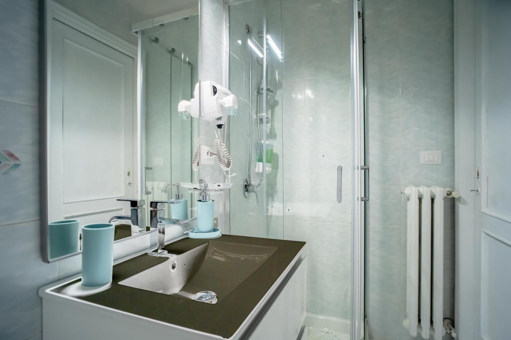 Apartament Dimora Dante 310 Bari Zewnętrze zdjęcie
