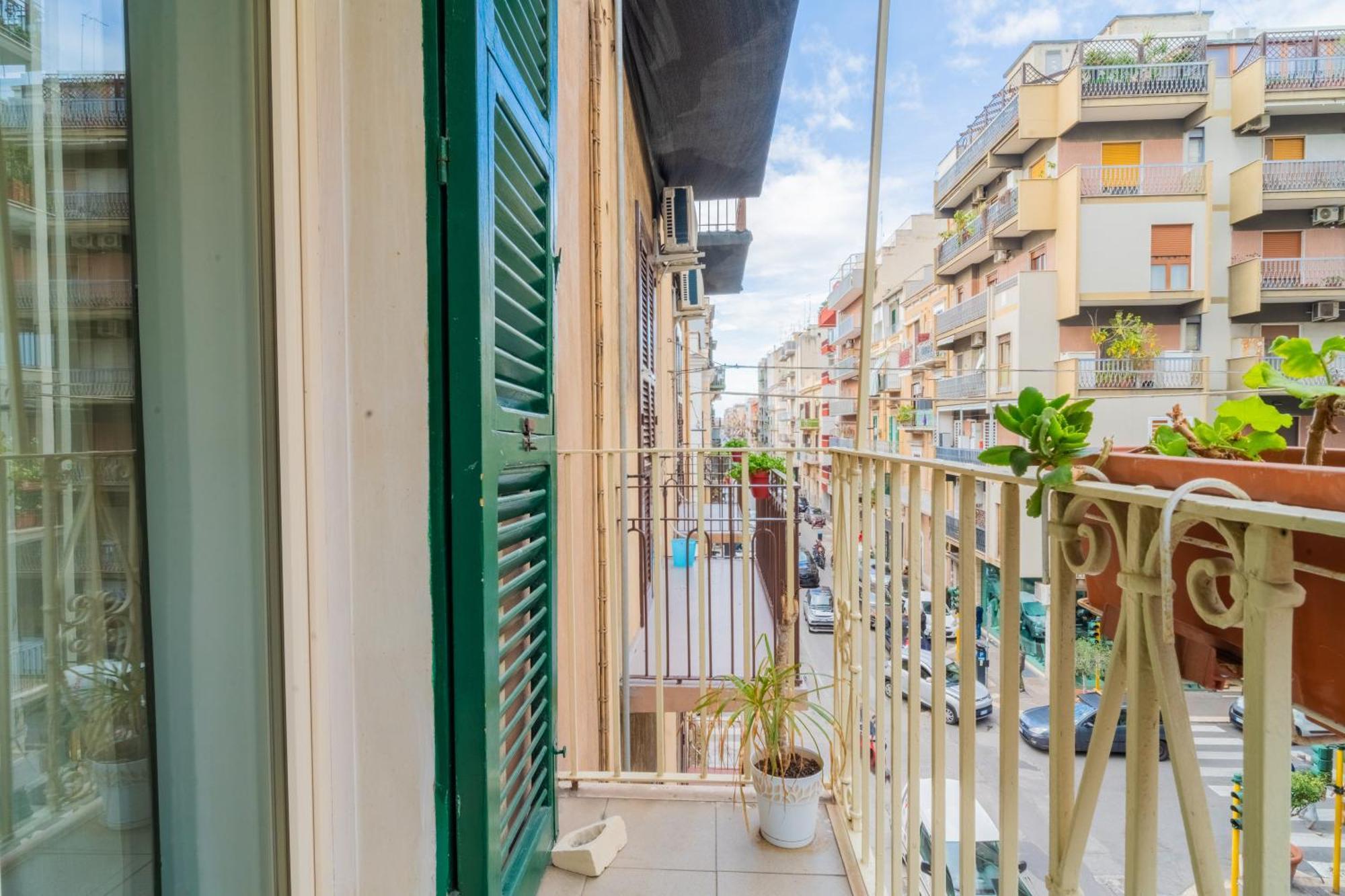 Apartament Dimora Dante 310 Bari Zewnętrze zdjęcie