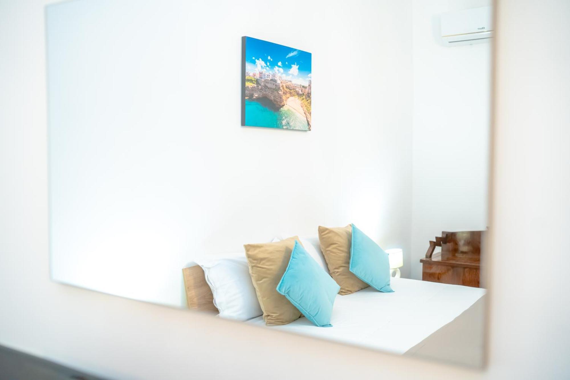 Apartament Dimora Dante 310 Bari Zewnętrze zdjęcie
